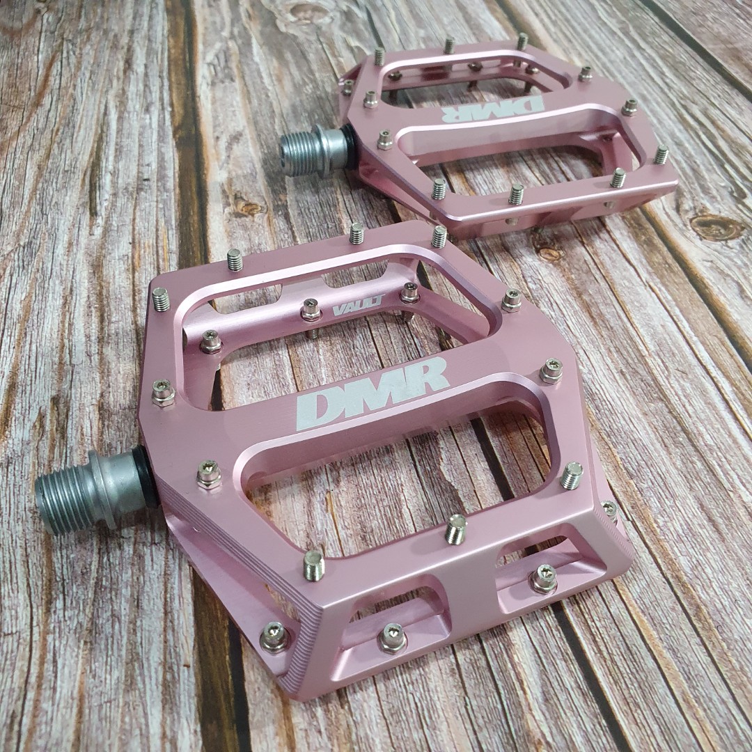 DMR VAULT Pink