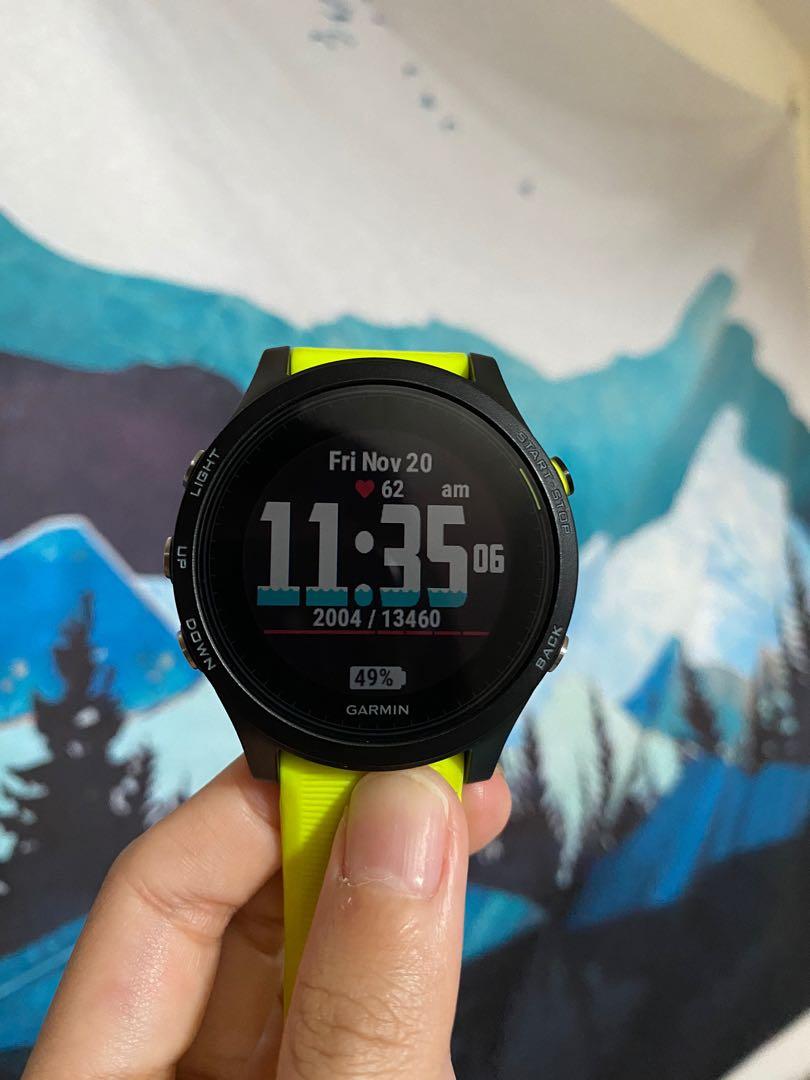 Garmin Forerunner 935 Premium GPS Running Triathlon Watch