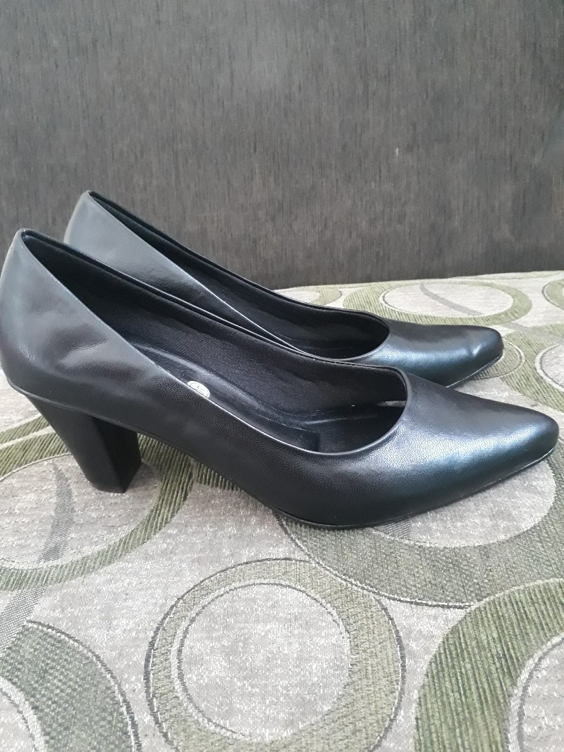 Heels hitam formal kerja 7cm pantofel 