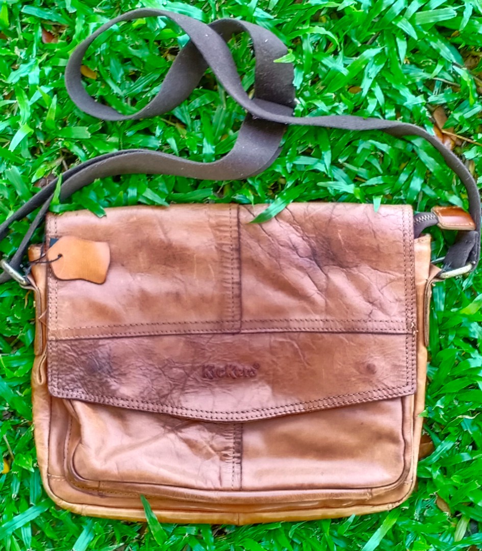 KICKERS LEATHER SLING BAG BEG KULIT Men s Fashion Bags Sling