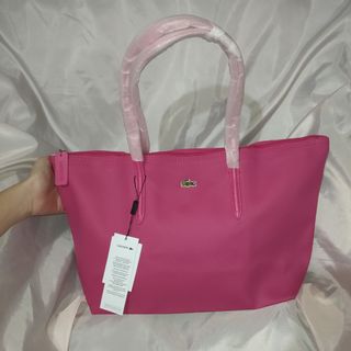 (Category: ) located in . Submitted by everything.designer (Listing ID 1050319449, Image 1). Description: .