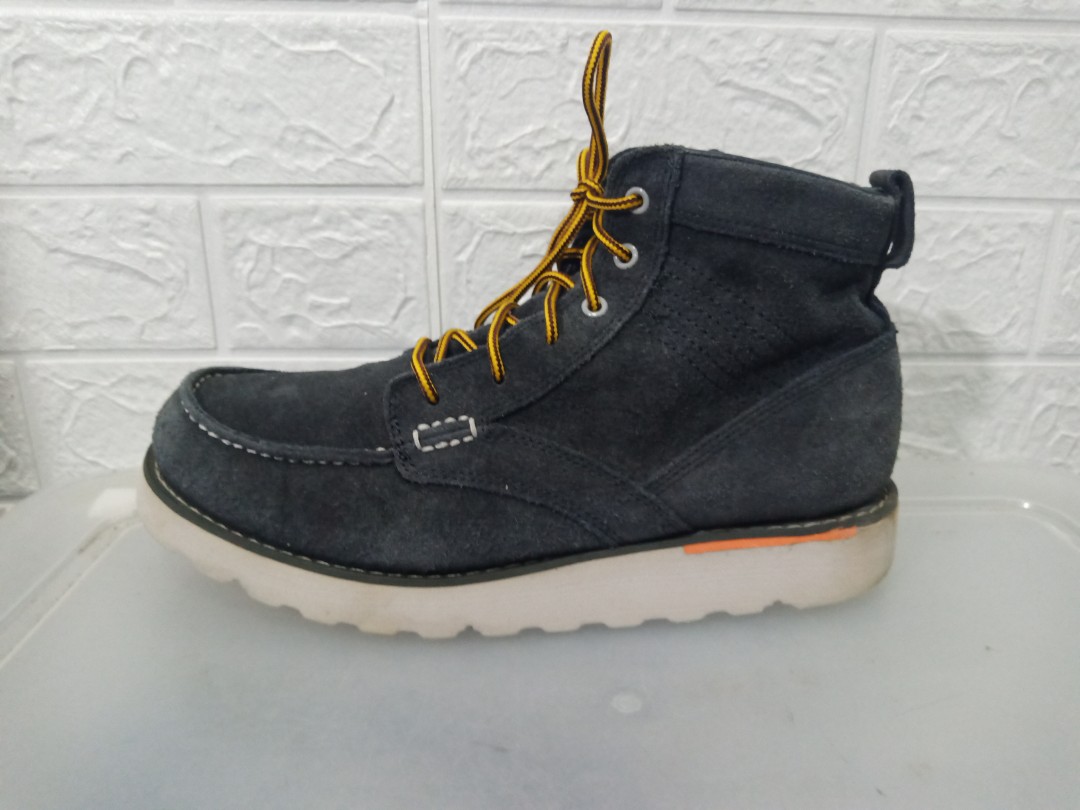 Nike acg suede boots top