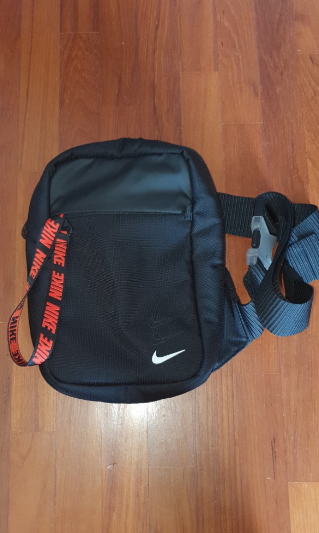 Nike Advance Crossbody Bag, Men's Fashion, Bags, Sling Bags on Carousell