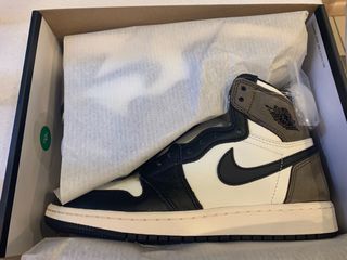 (Category: ) located in . Submitted by collectors_items (Listing ID 1050352199, Image 1). Description: .