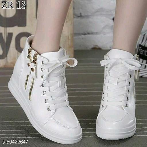 Sepatu boot sneakers wanita on sale