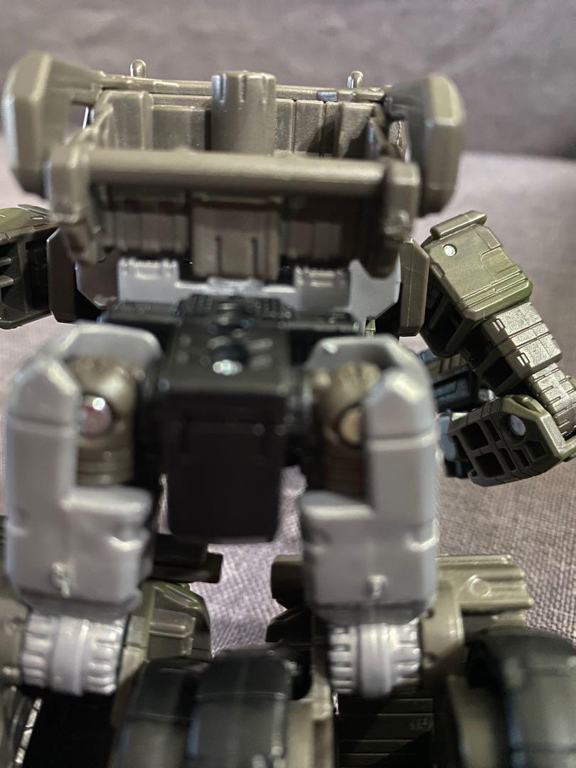 Transformers Seige Earthrise Netflix Delux Hound, Hobbies & Toys, Toys