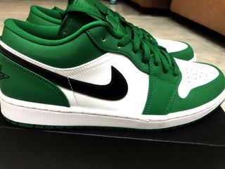 (Category: ) located in . Submitted by yeezy339 (Listing ID 1050236263, Image 1). Description: .