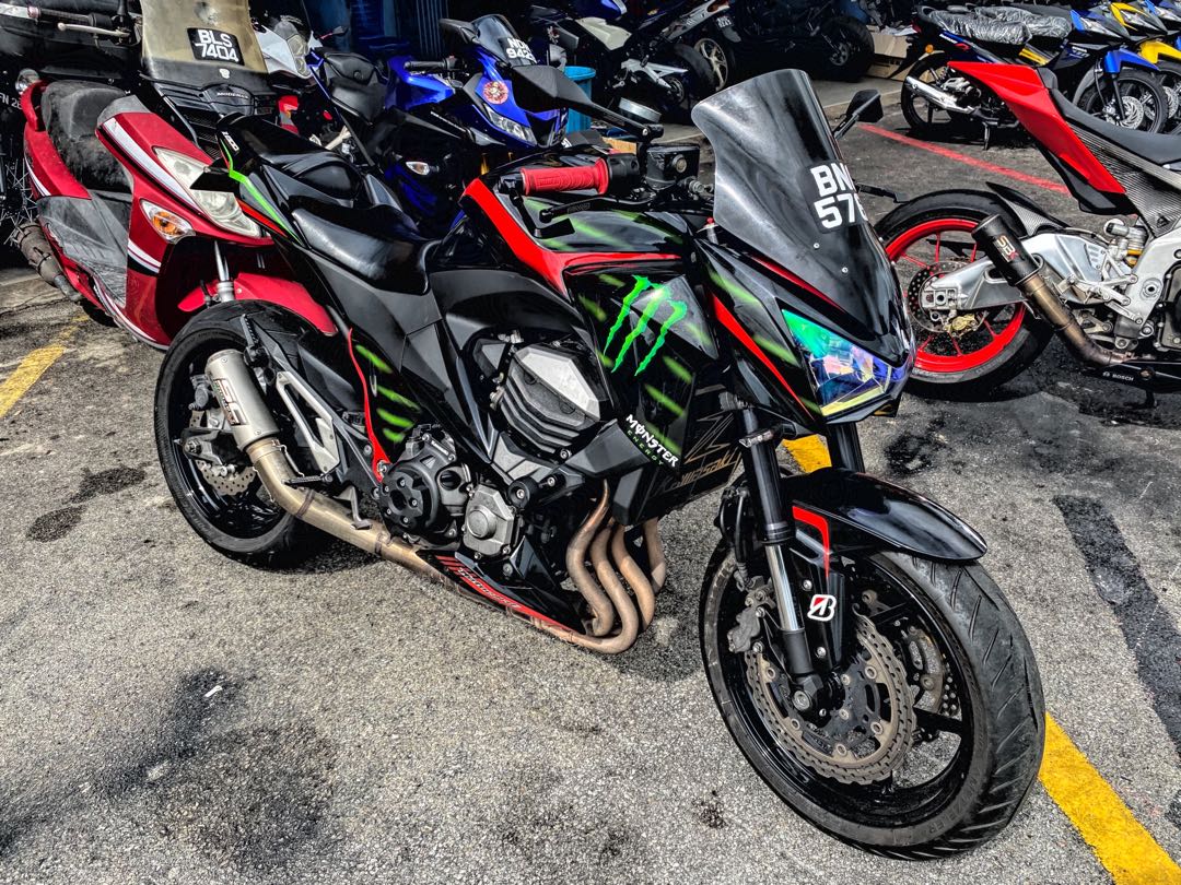Z800 store monster energy