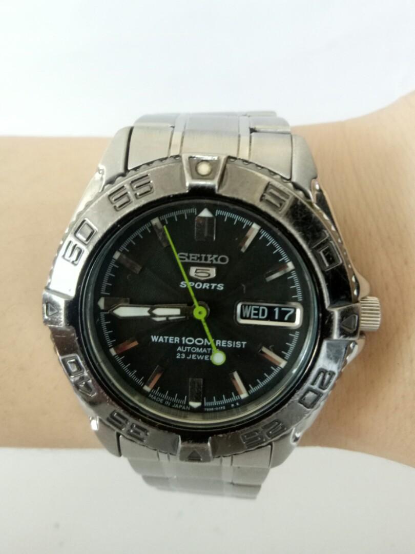 Seiko 5 Sports Automatic 23 Jewels Watch for Men's, Men's Fashion, Watches & Watches on Carousell