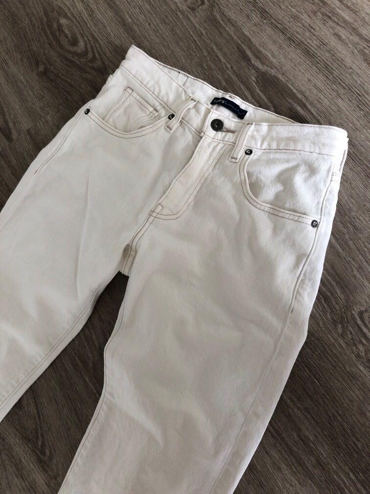 BN Levi's Made & Crafted Slim Crop 24 Premium White Jeans, Women's Fashion,  Bottoms, Jeans & Leggings on Carousell