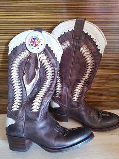 cowboy boots | Women's Fashion 