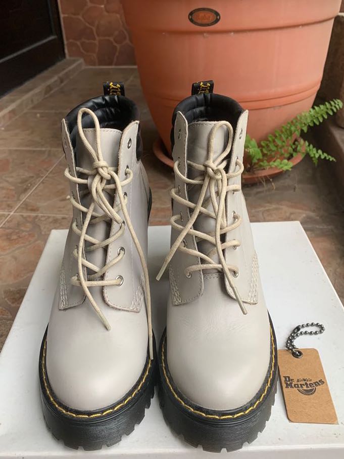 Dr. martens persephone 6 sale eye padded collar boot