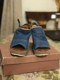 (Category: ) located in . Submitted by fitriyahmuhammad (Listing ID 1050568823, Image 1). Description: .