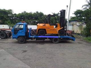 Forklift rental for rent services