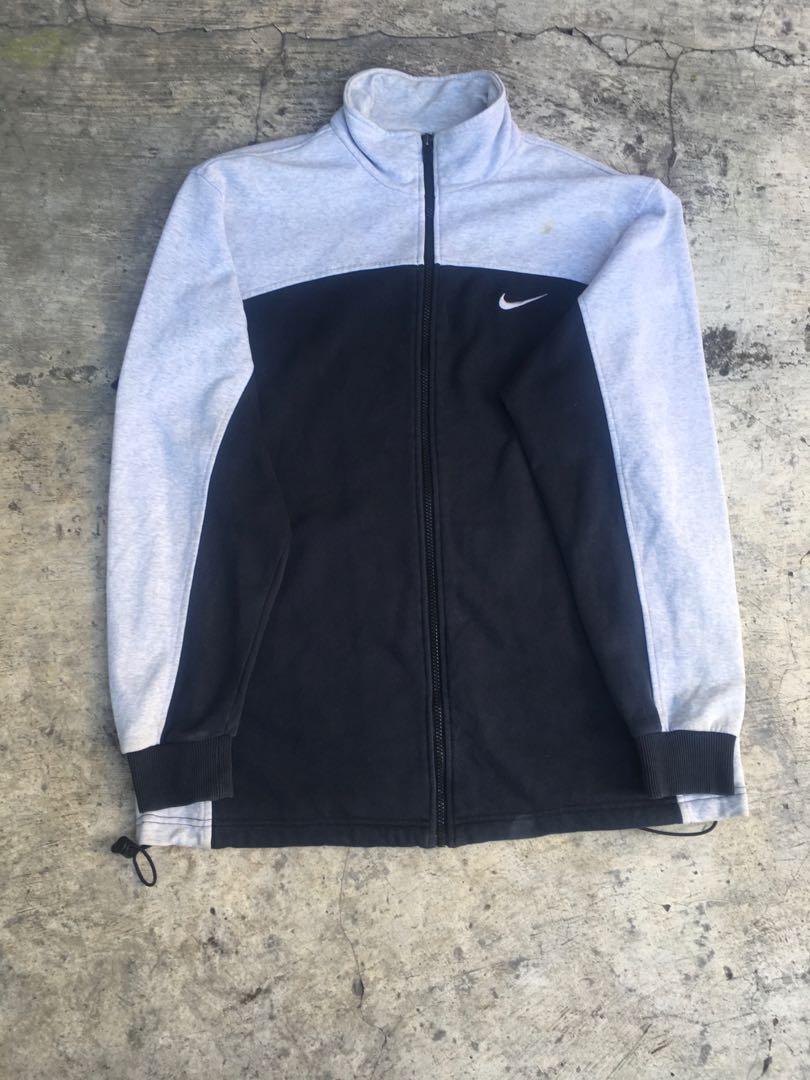 half zipper nike, Fesyen Pria, Pakaian 