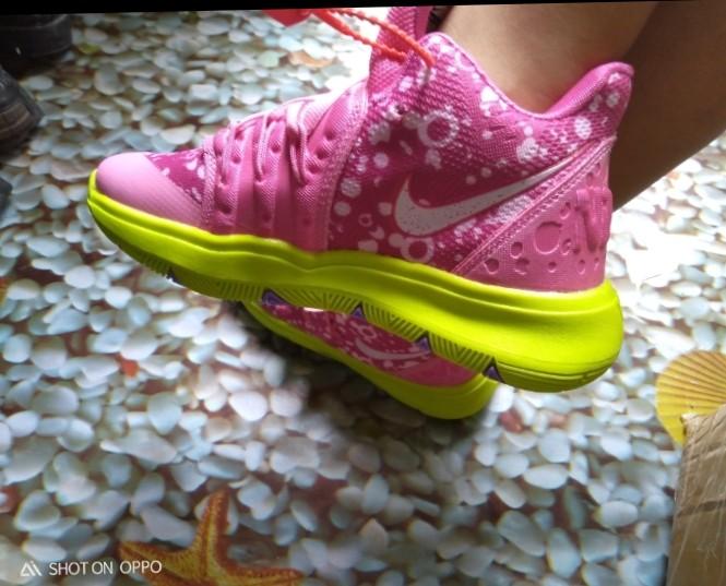 Kyrie Spongebob Shoes Unisex 3pairs For 1 000 Online Shop Preorder Preorder Women S Fashion On Carousell Is it better to buy shoes online or offline? carousell