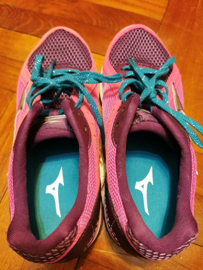 MIZUNO WAVE AERO 13 Carousell
