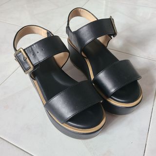 （分類：）位於 。 由 wsze08 提交（商品編號 1050482358，圖片 1）。簡介： 。