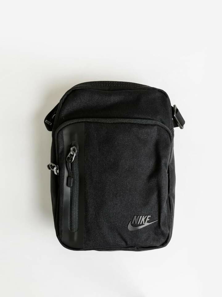 nike tech sling bag