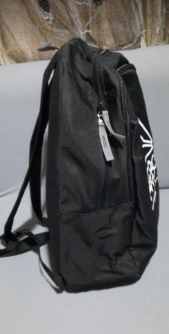 ORIGINAL - Reebok Backpack Bag, Black (Category: Backpacks) located in Paranaque City. Submitted by enzokaizen13 (Listing ID 1050627979, Image 3). Description: ORIGINAL - Reebok Backpack Bag, Black.