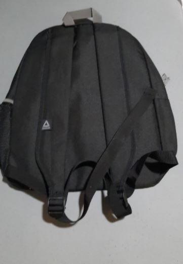 ORIGINAL - Reebok Backpack Bag, Black (Category: Backpacks) located in Paranaque City. Submitted by enzokaizen13 (Listing ID 1050627979, Image 2). Description: ORIGINAL - Reebok Backpack Bag, Black.