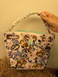 （分類：）位於 。 由 aliceyplee 提交（商品編號 1050603039，圖片 1）。簡介： 。