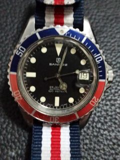 (Category: ) located in . Submitted by passionwatch (Listing ID 255906390, Image 1). Description: .