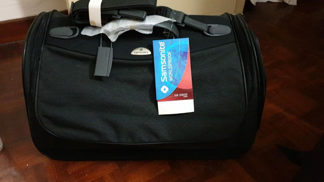 Samsonite spark duffle deals