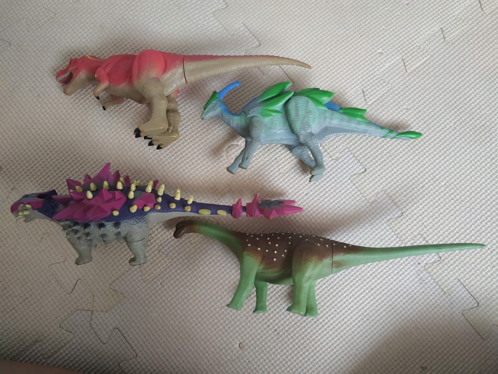 Dinosaur king deals action figures