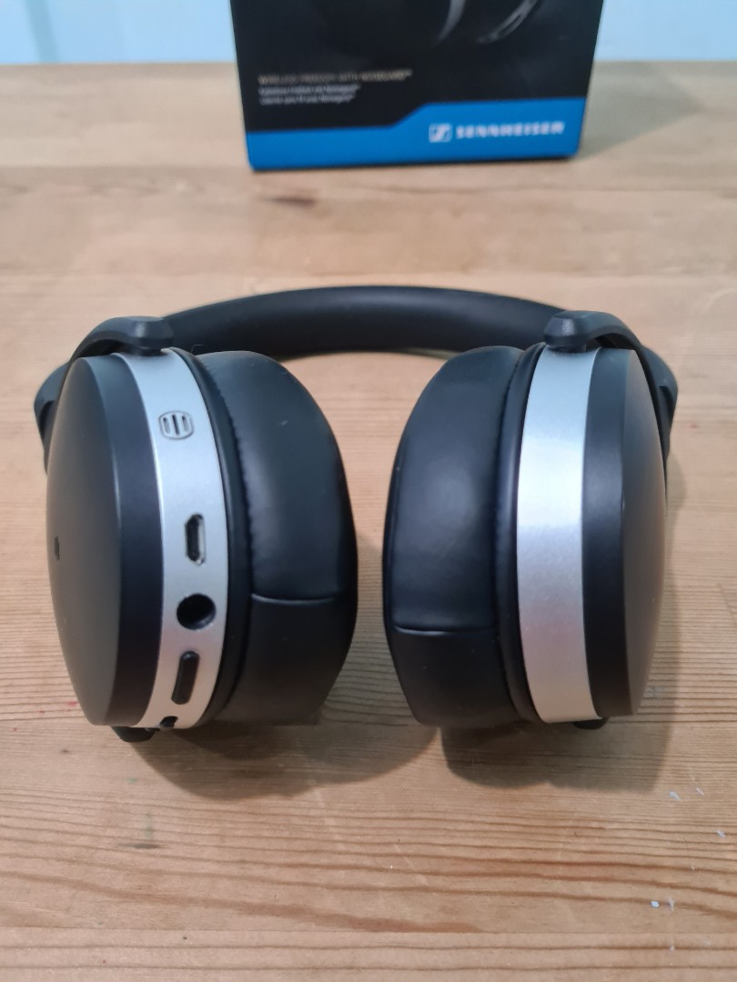Sennheiser hd 450 btnc noise cancelling button hot sale