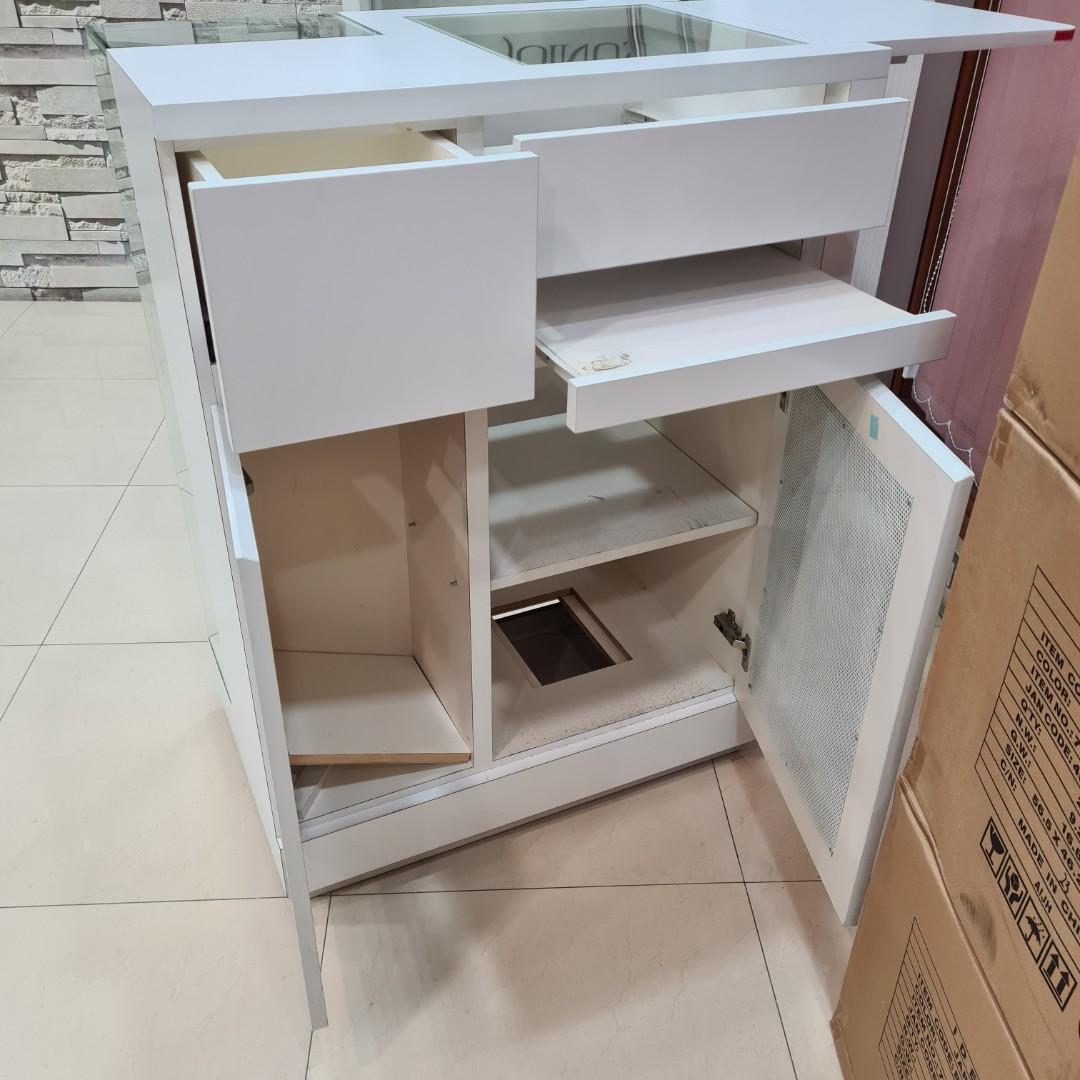 Shop display shelf, Furniture & Home Living, Furniture, Shelves