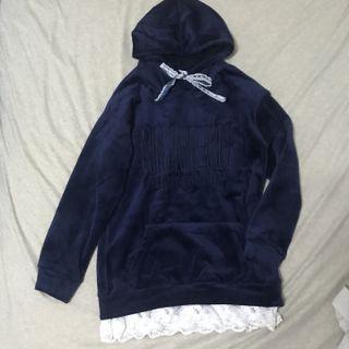 #賣衣求榮 絨面深藍連帽T （原價3.8折）