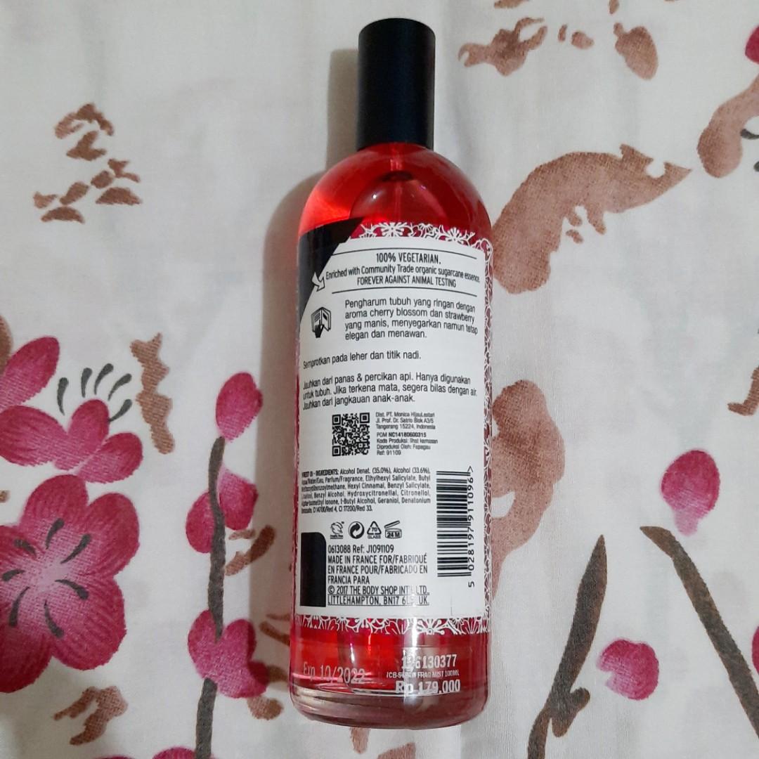The Body Shop Japanese Cherry Blossom Strawberry Kiss Fragrance Mist