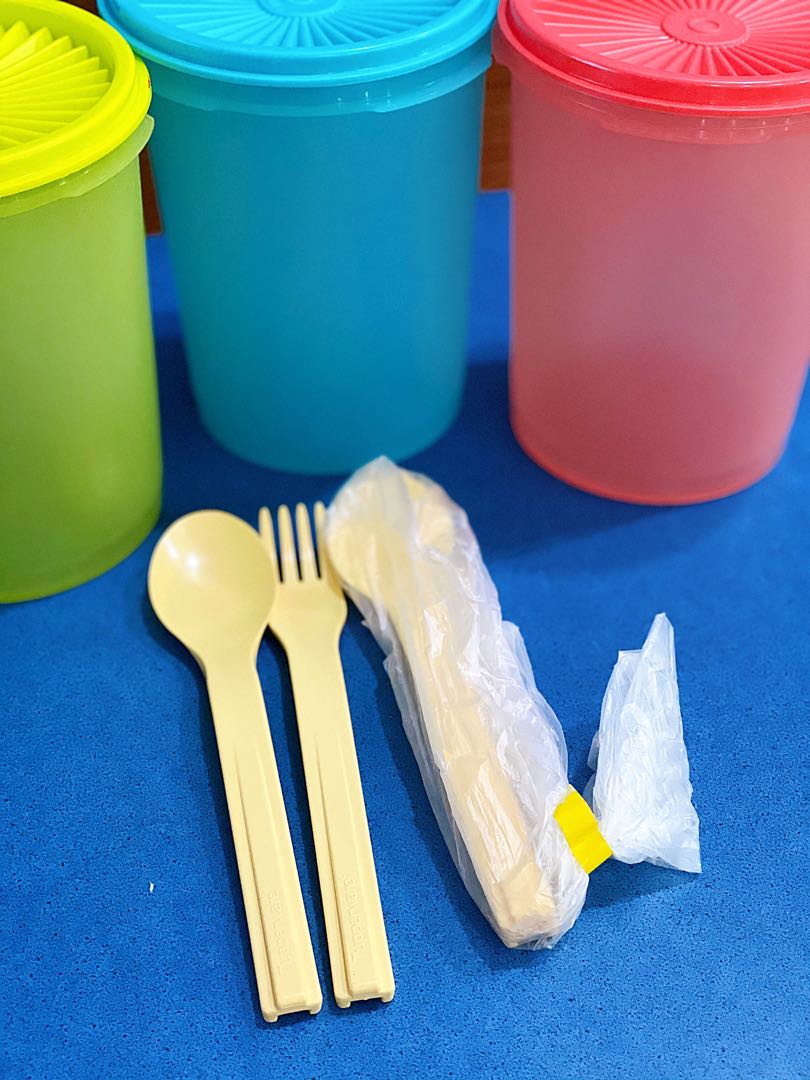 Tupperware spoon and fork set , Furniture & Home Living, Kitchenware