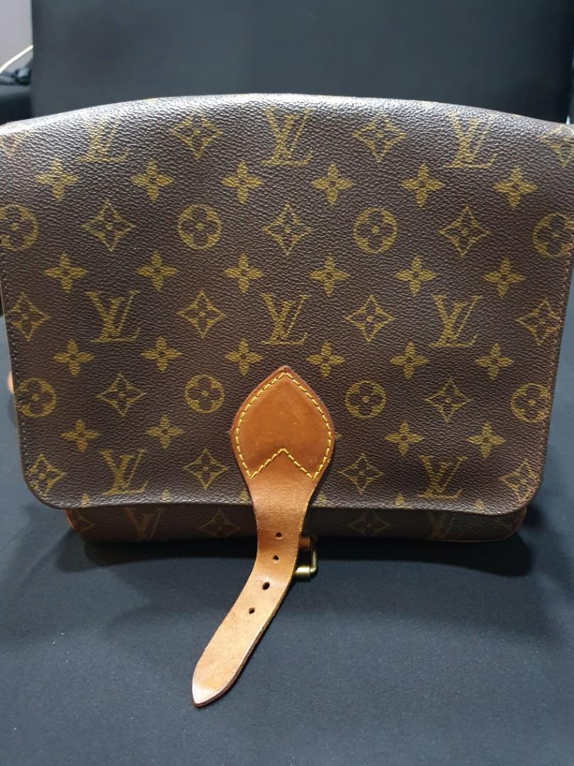 Louis Vuitton Cartouchiere Canvas Shoulder Bag (pre-owned) in Gray