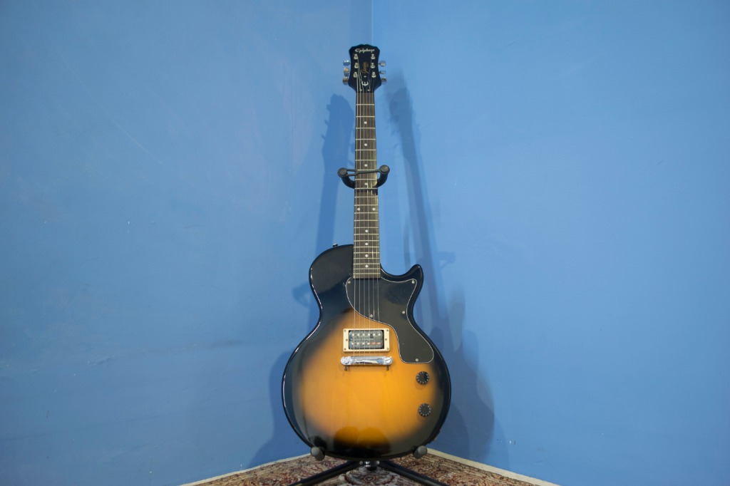 2011 epiphone les paul online junior