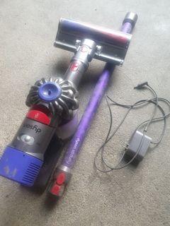 2手Dyson v8 Fluffy sv10