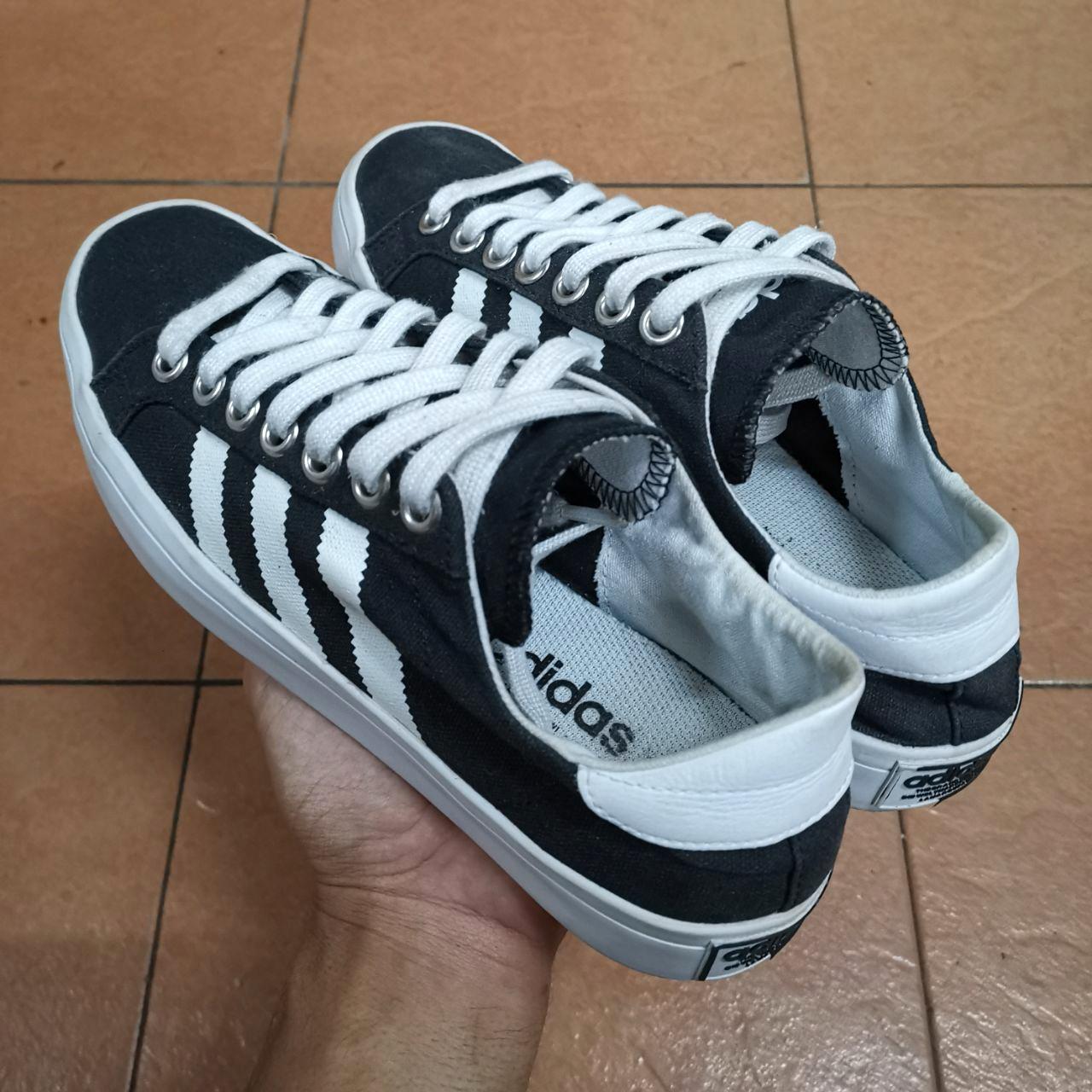 Adidas court vantage shoes hotsell