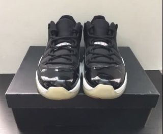 (Category: ) located in . Submitted by sneakerwinner (Listing ID 1050686140, Image 1). Description: .