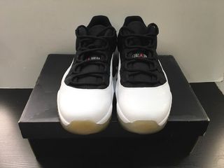 (Category: ) located in . Submitted by sneakerwinner (Listing ID 1050685151, Image 1). Description: .