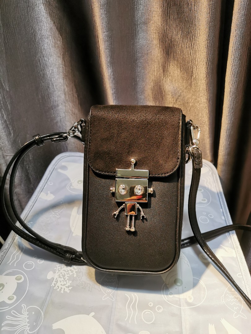 Charles and keith robot bag 2025