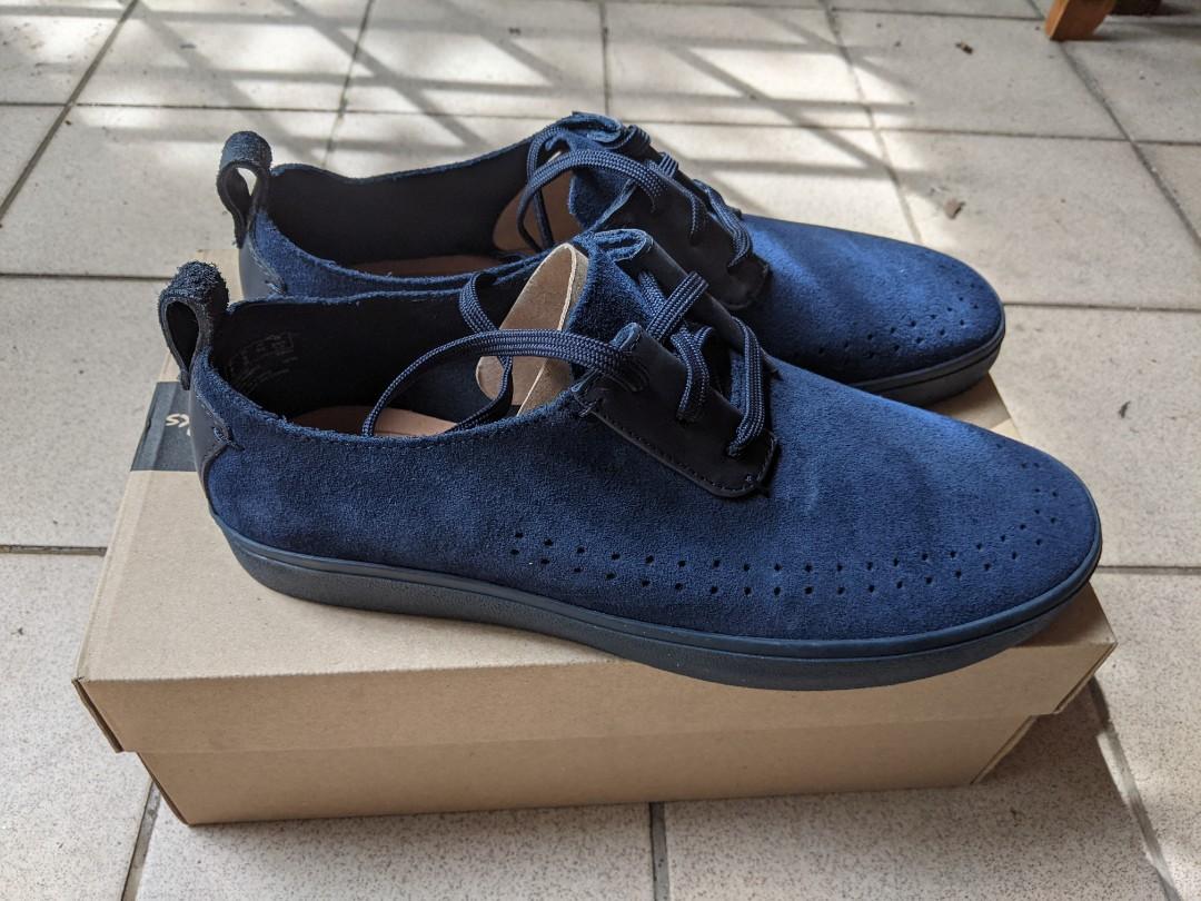 Clarks Fly, Men's Fashion, on Carousell
