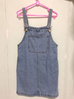 (Category: ) located in . Submitted by ldaisy (Listing ID 1050835003, Image 1). Description: .