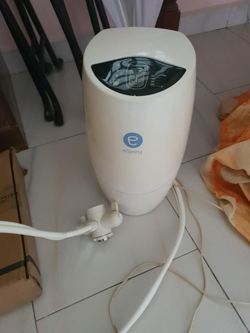 E spring (Category: Bathroom & Kitchen Fixtures) located in Singapore. Submitted by wa_si_lin_lao_bei (Listing ID 1050678520, Image 1). Description: E spring without water filter.