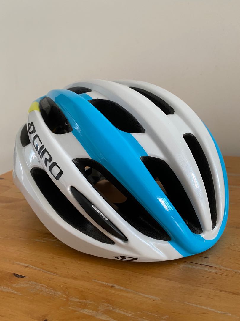 Giro foray MIPS helmet Sports Equipment Bicycles Parts Parts