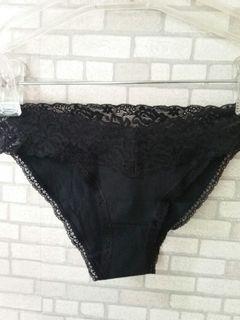 H&M black lace underwear