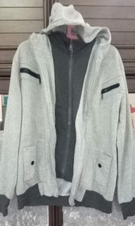 (Kategori: ) berada di . Dikirim oleh bluecrysta (ID iklan 1050733112, Gambar 1). Deskripsi: .