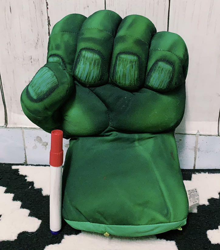 Incredible Hulk Smash Glove RM 48, Hobbies & Toys, Collectibles