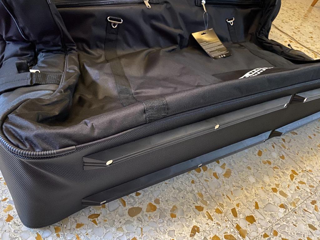 LifeLine Bike Travel Bag with Wheel Bags (NEW), Sports Equipment