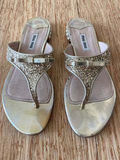 (Category: ) located in . Submitted by fancyshoez (Listing ID 1050691820, Image 1). Description: .